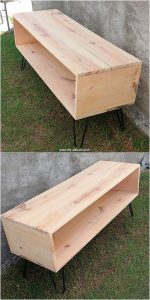 Pallet Media Table
