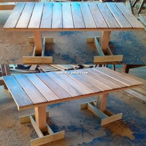 Pallet Table